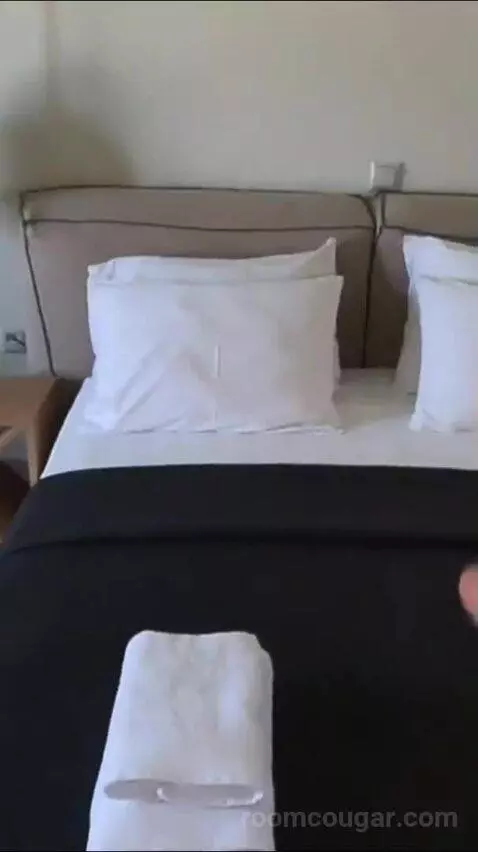 Suite (Scirocco) bed picture #8