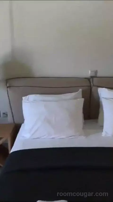 Suite (Scirocco) bed picture #12