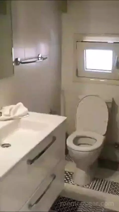Suite (Scirocco) bathroom picture #9