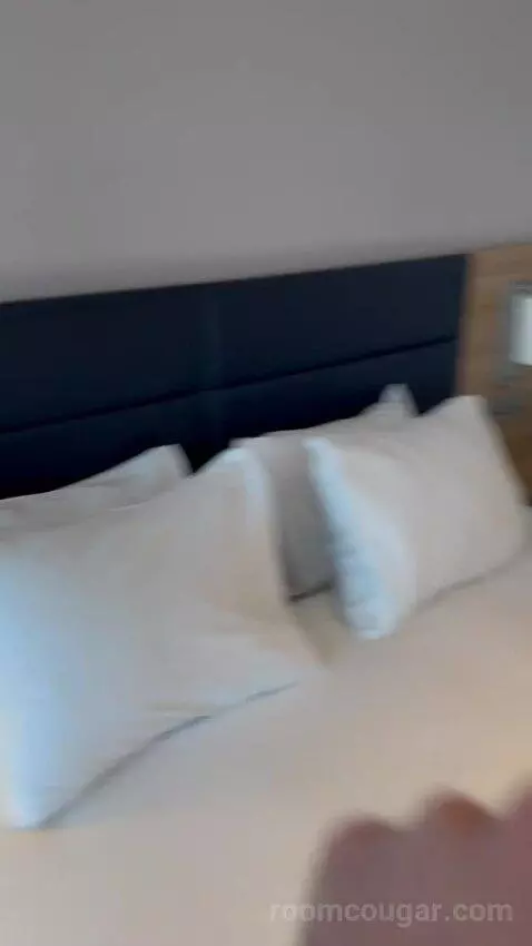 Standard (#209) bed picture #12