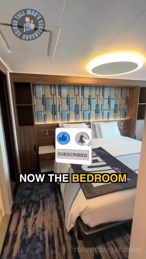 Suite (Excel Aft Fa) bed picture #4