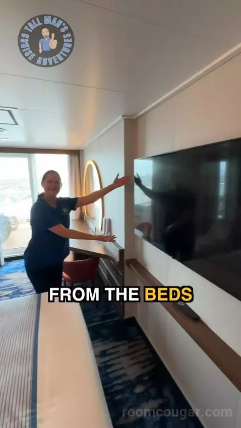 Suite (Excel Aft Fa) bed picture #12