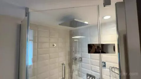 Suite (Presidential) bathroom picture #1