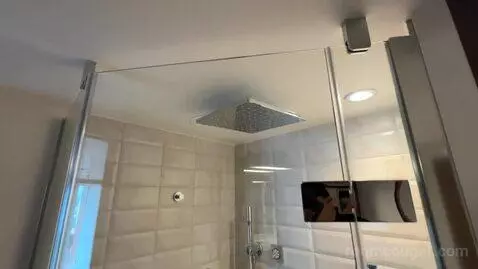 Suite (Presidential) bathroom picture #8