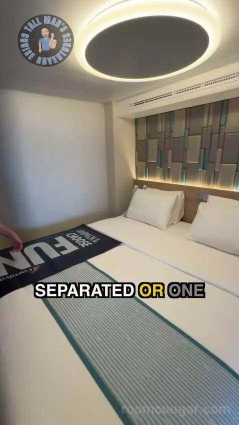 Suite (Ocean Suite) bed picture #6