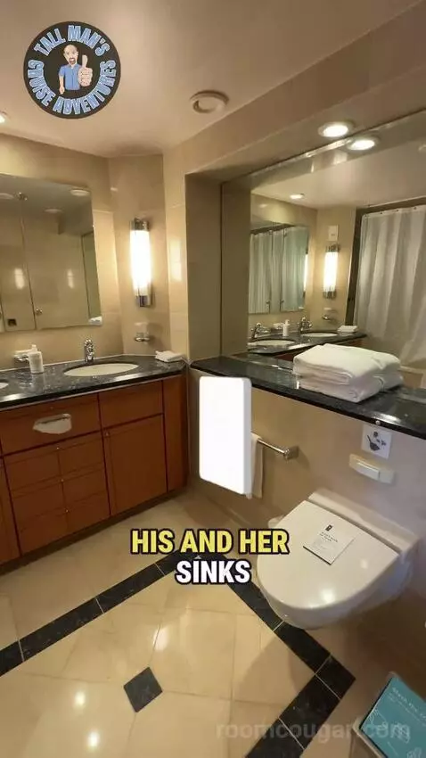Grand Suite (#1560) bathroom picture #4