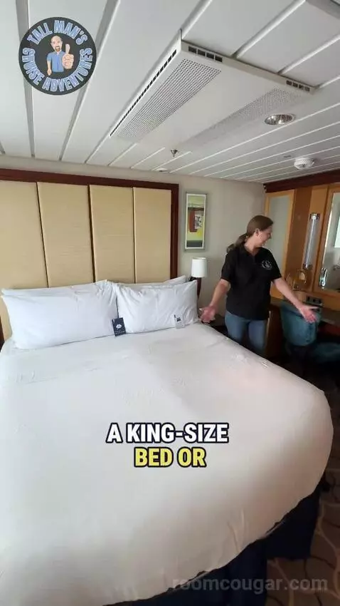Grand Suite (#1560) bed picture #11