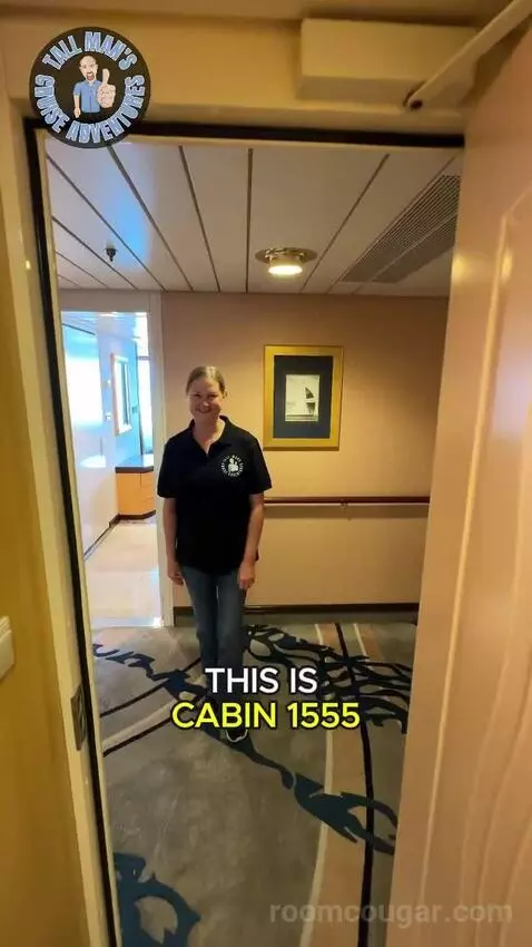 Inside Cabin (#1555) picture #2