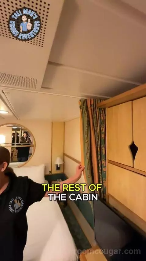Inside Cabin (#1555) picture #22