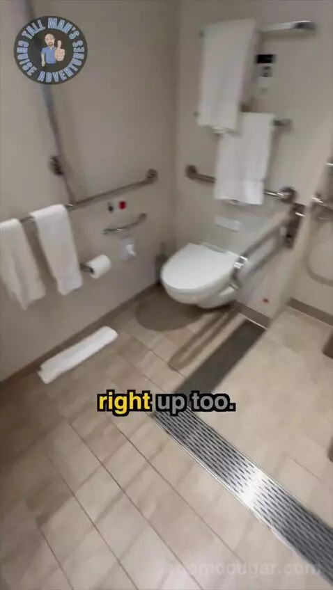 Accessible Balcony (#11268) bathroom picture #7