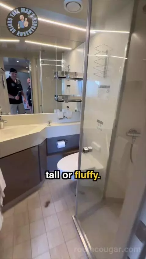 Aurea Premium Suite with Terrace (#9002) bathroom picture #3