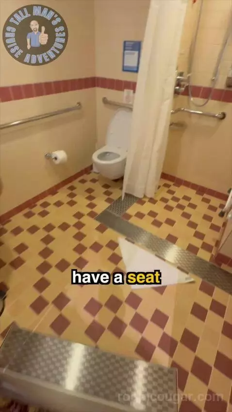 Accessible (Inside) bathroom picture #1