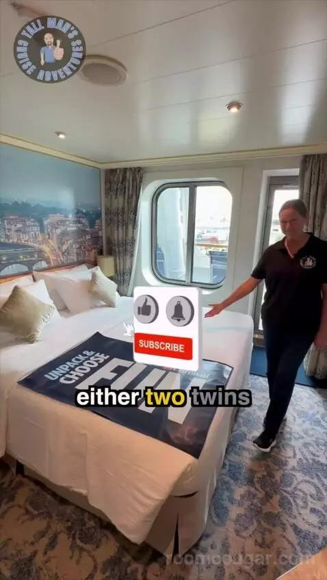 Balcony Cabin (COVE Balcony) bed picture #8