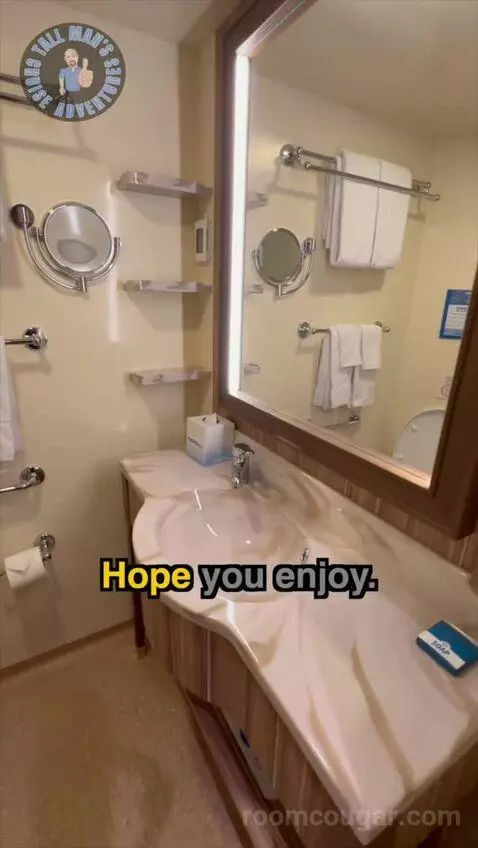 Deluxe Ocean View (2 Bathrooms) bathroom picture #12