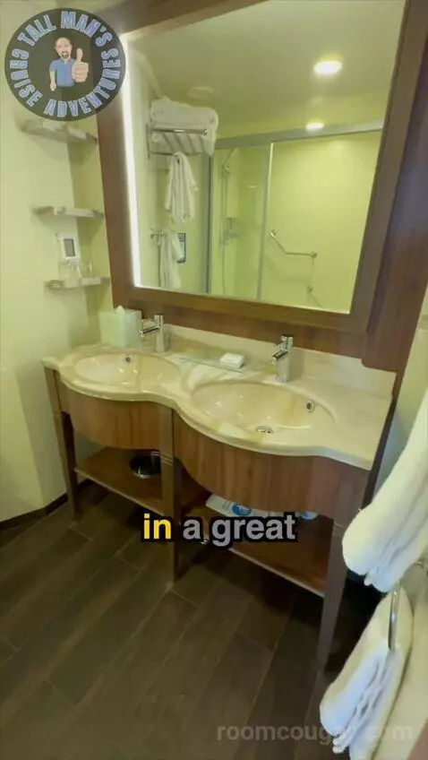 Suite (7236 Ocean) bathroom picture #2