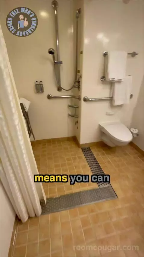 Accessible Balcony (R302) bathroom picture #2