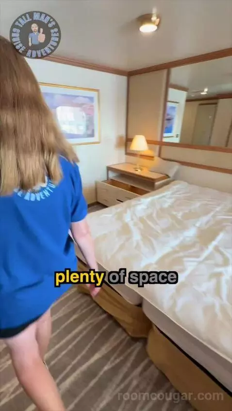 Accessible Ocean View (E304) bed picture #10