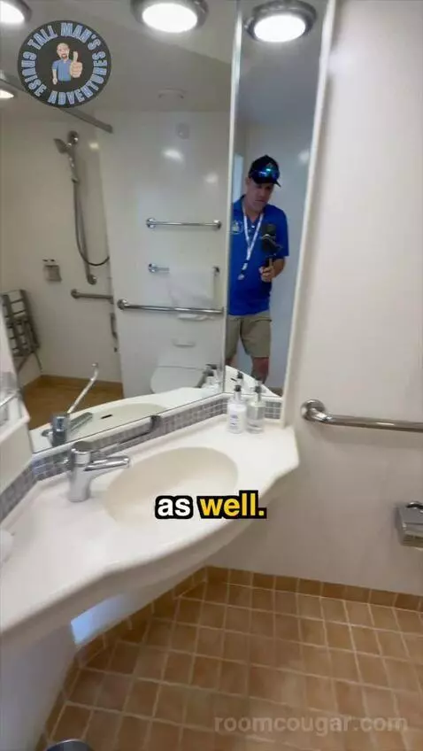 Accessible Ocean View (E304) bathroom picture #8