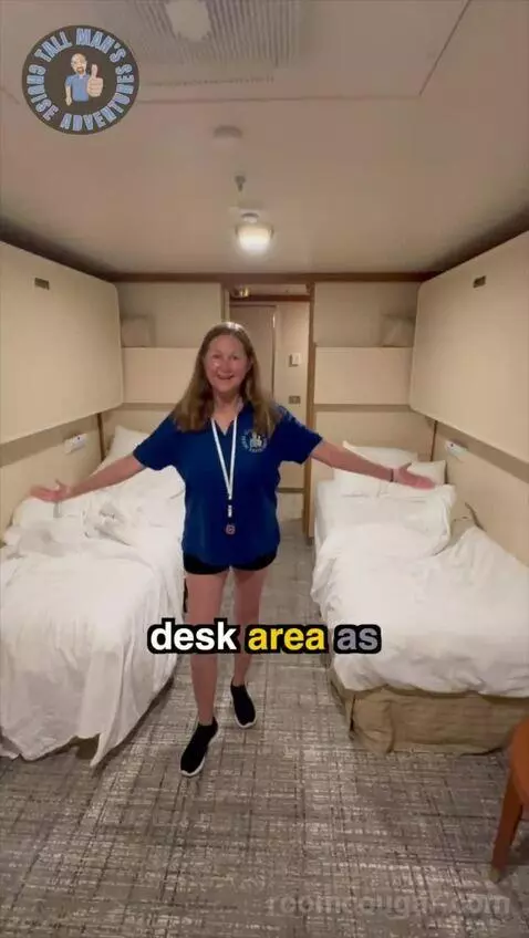 Family Cabin (D105 Suite) bed picture #9