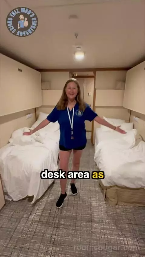 Family Cabin (D105 Suite) bed picture #11