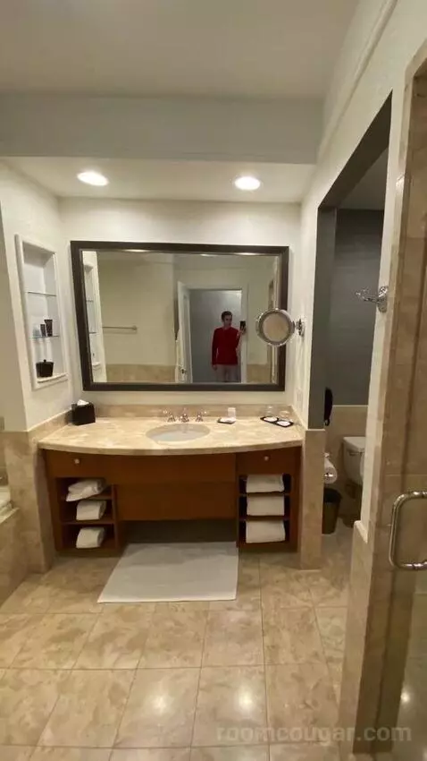City View, Guest Room, 2 Double, City View (#945) bathroom picture #7