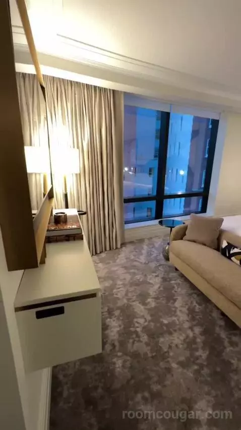Signature One Bedroom King Suite bed picture #9