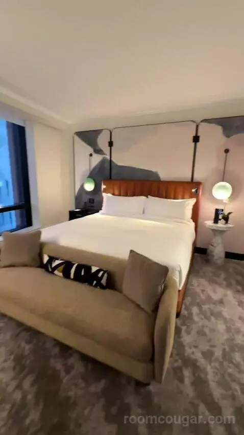Signature One Bedroom King Suite bed picture #11