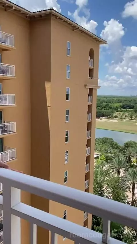 2 Queen Beds, Lakefront View, Pool View, Guest Room (#1134) view picture #6