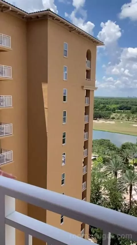 2 Queen Beds, Lakefront View, Pool View, Guest Room (#1134) view picture #7