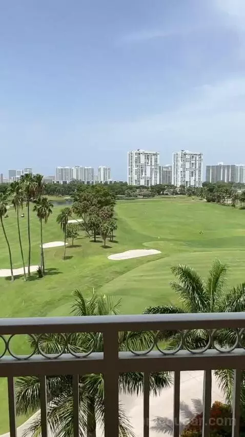 Junior Suite King, Junior Suite, 1 King, Sofa Bed, Balcony (#1605) view picture #2