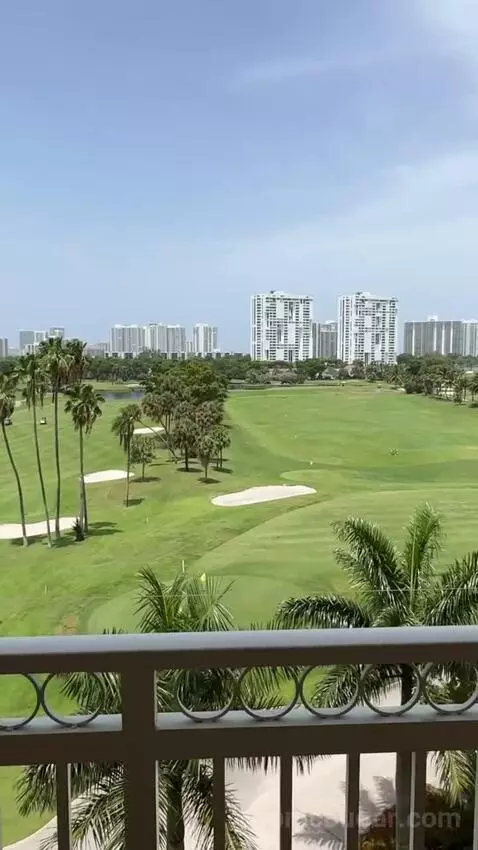 Junior Suite King, Junior Suite, 1 King, Sofa Bed, Balcony (#1605) view picture #6
