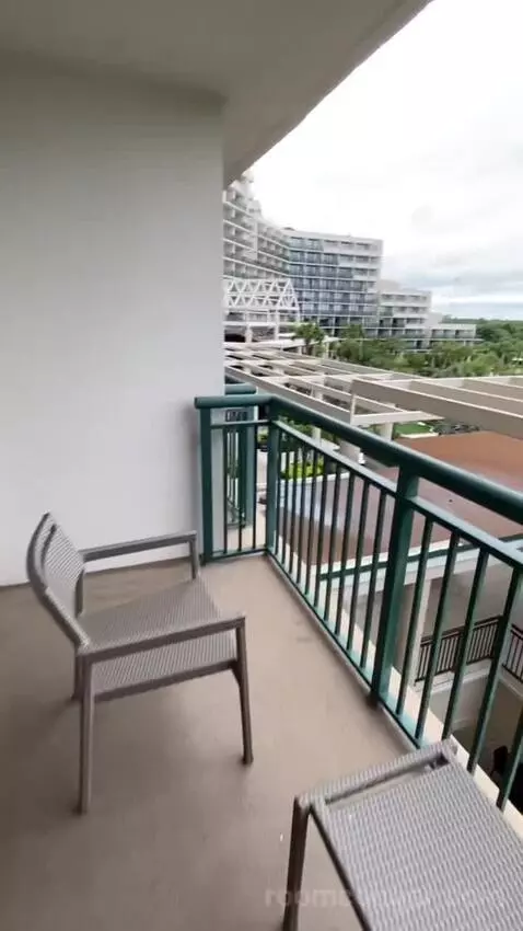 Ambassador, Suite, 2 Queen, Sofa Bed, Pool-Laser Show View (#20488) view picture #7