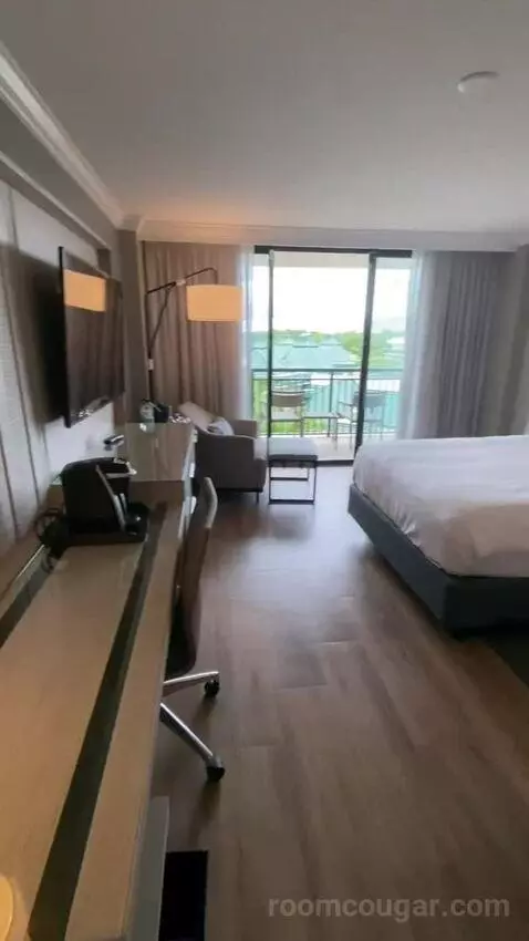 Ambassador, Suite, 2 Queen, Sofa Bed, Pool-Laser Show View (#20488) bed picture #1