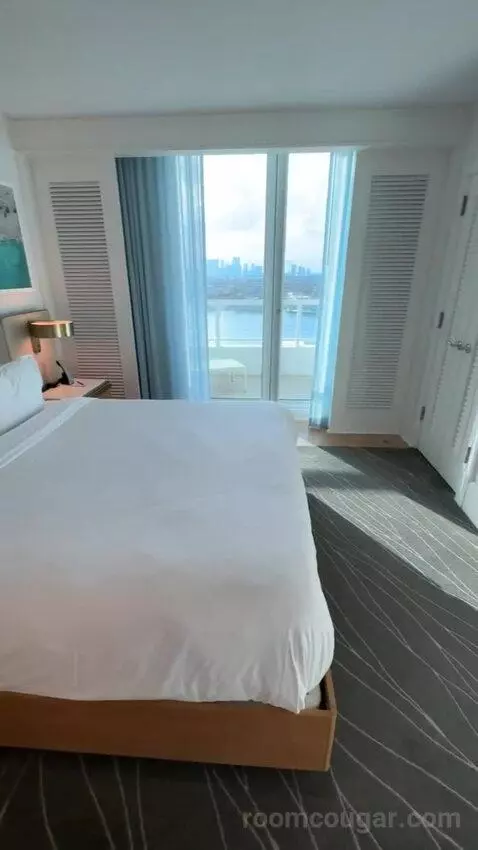 Junior Suite with Intracoastal View (#1426) view picture #7