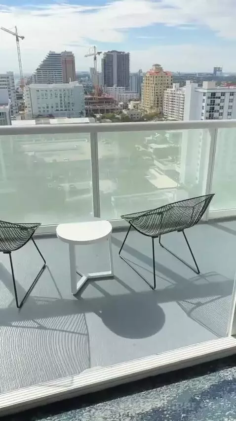 Spectacular Queen Room, Guest Room, 2 Queen, Partial Ocean View, Balcony (#1725) view picture #1