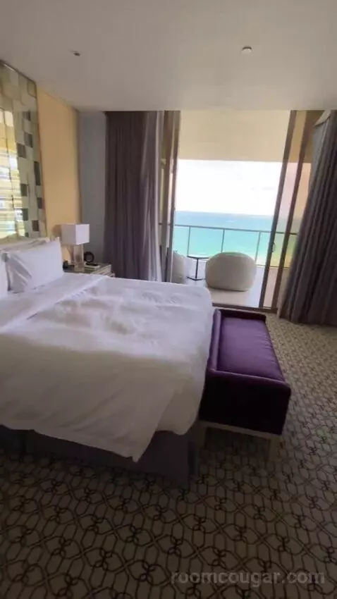 Royal Oceanfront Suite, Suite, 2 King (#1402) bed picture #1