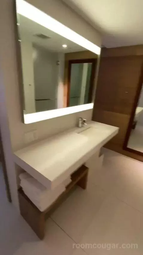Standard Double Room bathroom picture #1