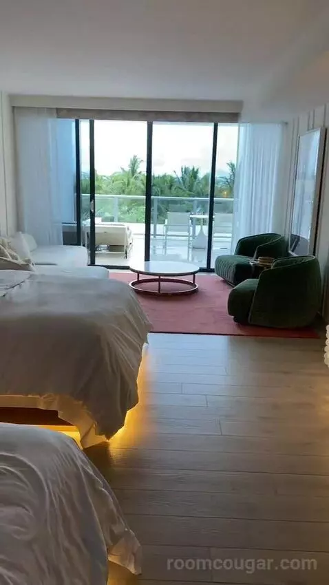 Fabulous Studio Suite, Larger Studio, Ocean View, Balcony (#434) bed picture #4