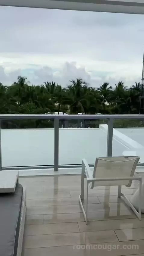 Fabulous Studio Suite, Larger Studio, Ocean View, Balcony (#434) view picture #5