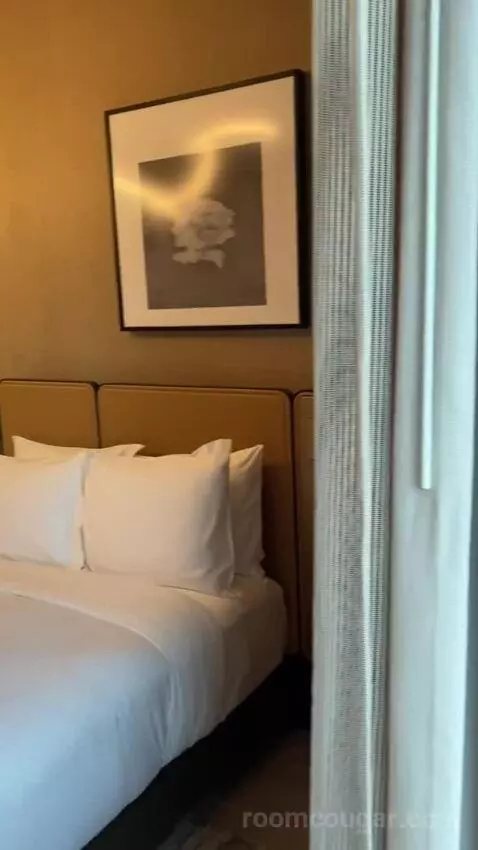 Empire State Double Room with Two Double Beds - High Floor (#3211) bed picture #12