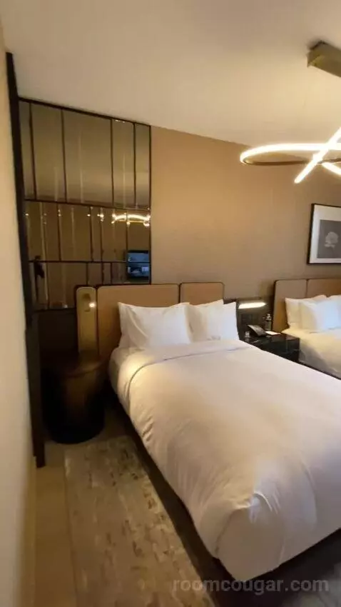 Empire State Double Room with Two Double Beds - High Floor (#3211) bed picture #2