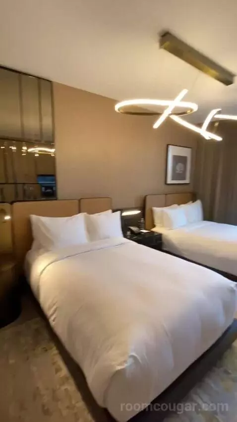 Empire State Double Room with Two Double Beds - High Floor (#3211) bed picture #5
