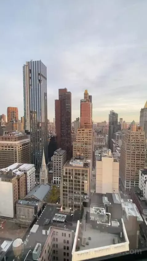 Empire State Double Room with Two Double Beds - High Floor (#3211) view picture #1
