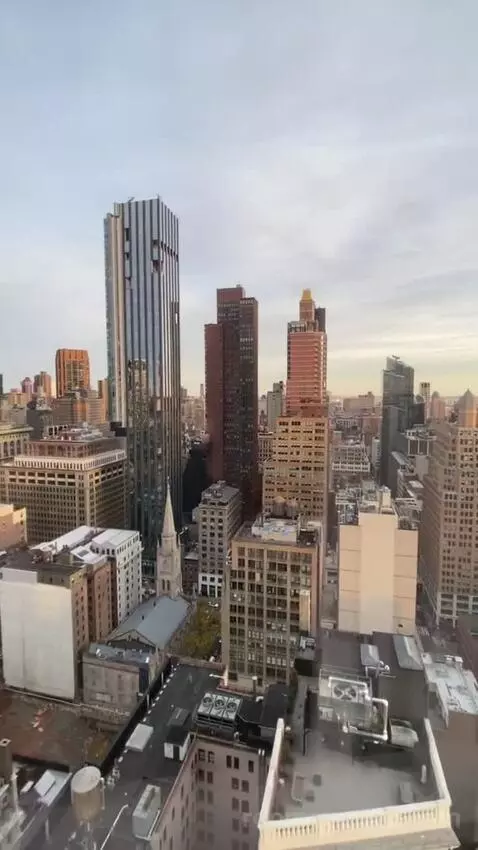 Empire State Double Room with Two Double Beds - High Floor (#3211) view picture #3