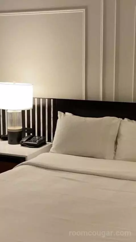 Deluxe Double Room with Two Double Beds - Harbor View (#3106) bed picture #5