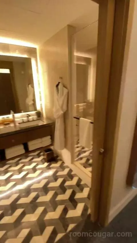 Deluxe Queen Room with Two Queen Beds (#1812) bathroom picture #11