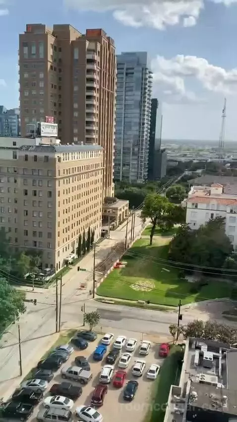 Guest Room with M Club Lounge Access, 2 Queen, City View (#1434) view picture #2