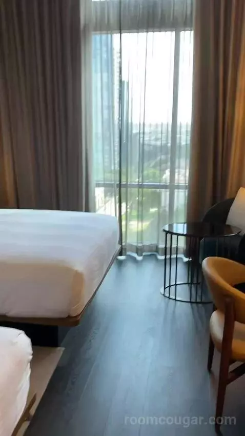 Guest Room with M Club Lounge Access, 2 Queen, City View (#1434) bed picture #10
