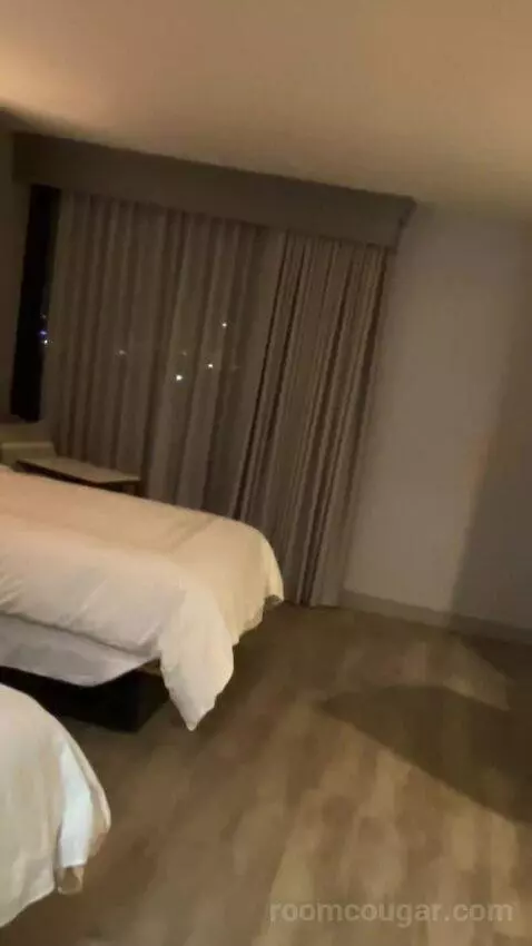 2 Double Beds, Guest Room bed picture #1