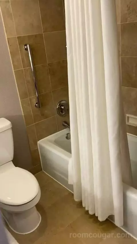 Double Room with 2 Double Beds and Monument View bathroom picture #2